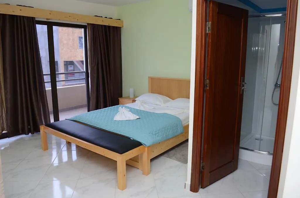 Lt Aparthotel Praia
